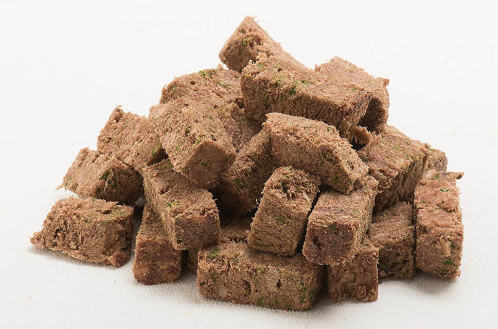 Freeze Dried Beef Cat Food (8 oz)